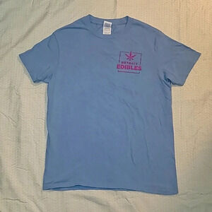 Men's medium short sleeve Detroit Edibles Rhino THC gummies NWOT LOT D9